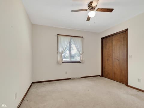 Photo of 8782 Surrey Drive, Pendleton, IN