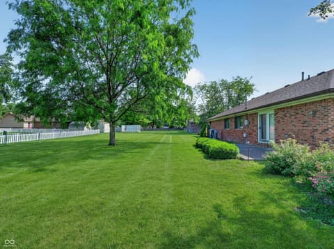 Photo of 8782 Surrey Drive, Pendleton, IN