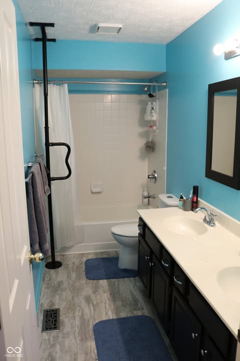 Bathroom at 616 Midnight Court, Indianapolis, IN