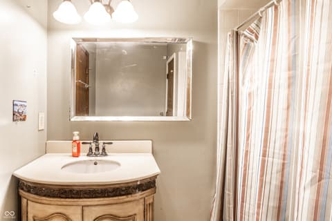 Bathroom at 13850 Adios Pass, Carmel, IN