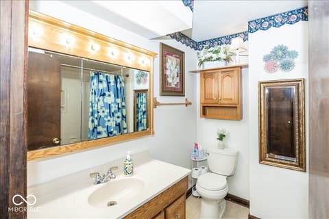 Bathroom at 11520 Timberlane Drive, Fishers, IN