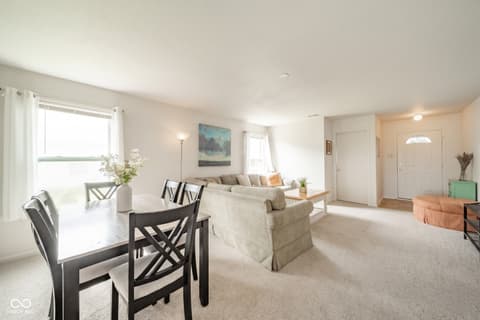 Photo of 406 Warrior Court, Sheridan, IN