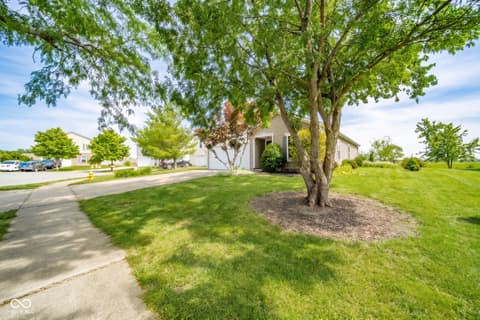 Photo of 406 Warrior Court, Sheridan, IN