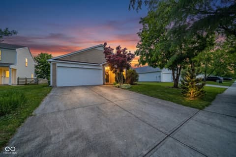 Photo of 406 Warrior Court, Sheridan, IN