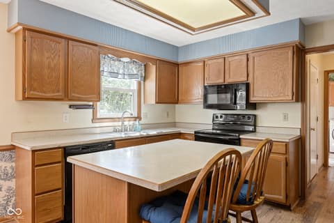 Photo of 725 Morse Landing Drive, Cicero, IN