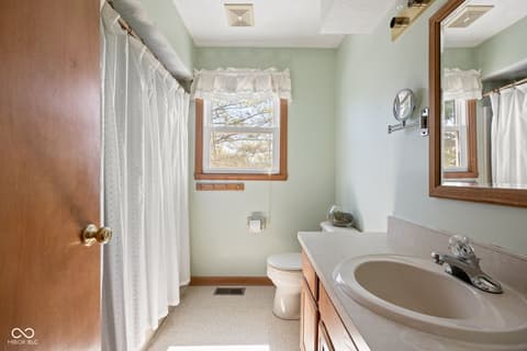 Photo of 725 Morse Landing Drive, Cicero, IN