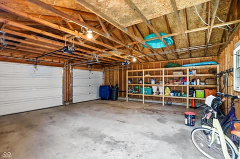 Photo of 810 W Pine Street, Zionsville, IN