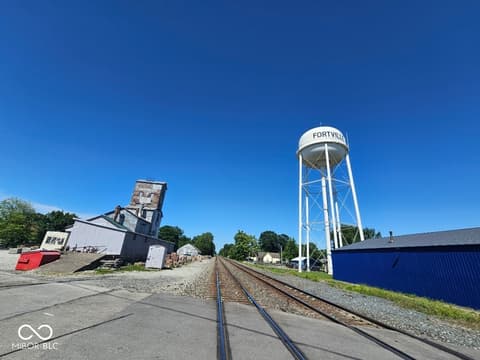 Community — 112 N Merrill Street, Fortville, IN