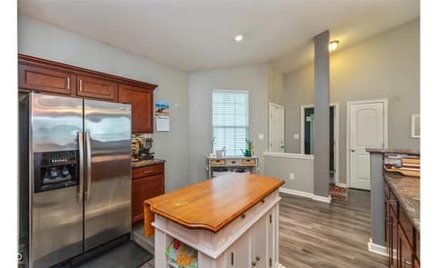 Photo of 15206 High Timber Lane, Noblesville, IN