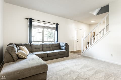 Photo of 8688 Buffett Parkway, Fishers, IN