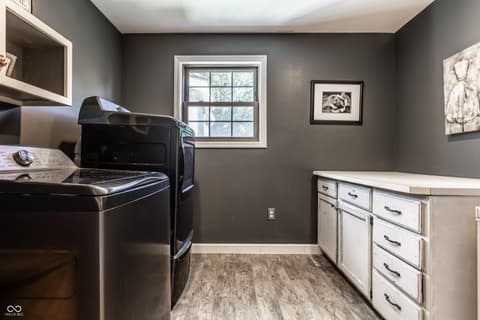 Photo of 8688 Buffett Parkway, Fishers, IN