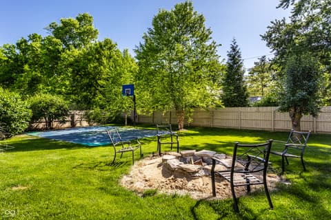 Photo of 8688 Buffett Parkway, Fishers, IN