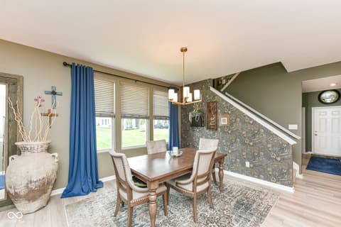 Dining room at 927 Tuxedo Drive, Westfield, IN