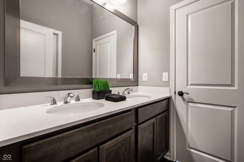 Photo of 15196 Larchwood Drive, Westfield, IN