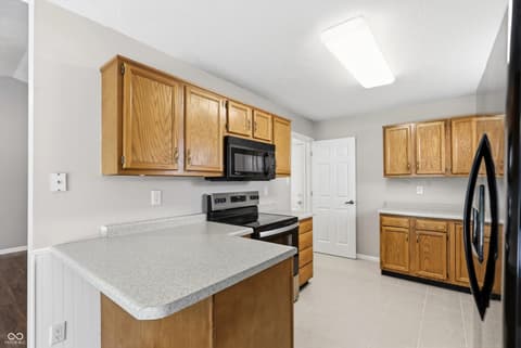 Photo of 546 E Pine Ridge Drive, Westfield, IN