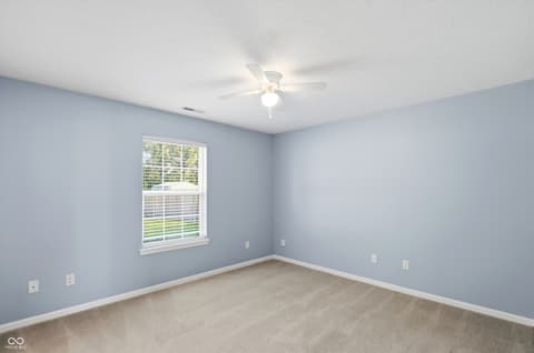 Photo of 546 E Pine Ridge Drive, Westfield, IN
