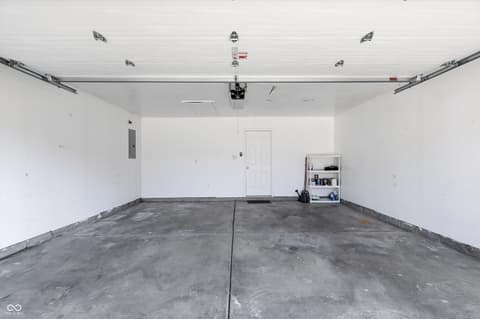 Photo of 546 E Pine Ridge Drive, Westfield, IN