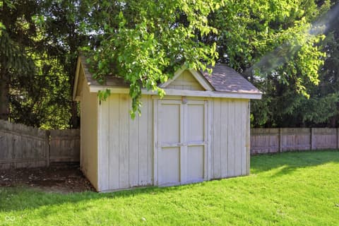 Photo of 546 E Pine Ridge Drive, Westfield, IN