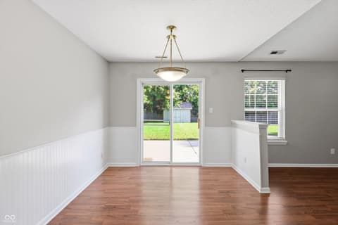 Photo of 546 E Pine Ridge Drive, Westfield, IN