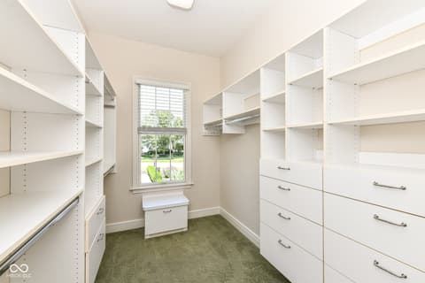 Walk In Closets — 10655 Sunset Point Lane, Fishers, IN
