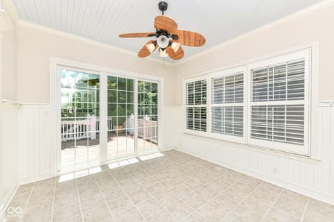 Bonus room at 10655 Sunset Point Lane, Fishers, IN