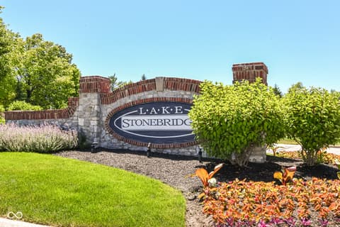 Community — 10655 Sunset Point Lane, Fishers, IN