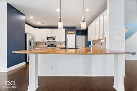 Photo of 10375 Delphi Court, Fishers, IN