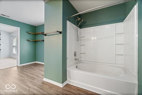 Primary bathroom at 10375 Delphi Court, Fishers, IN