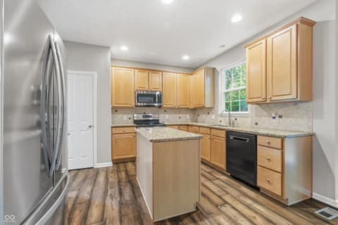 Photo of 11361 Romeo Place, Fortville, IN