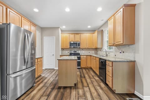 Photo of 11361 Romeo Place, Fortville, IN