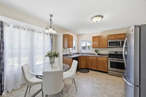 Breakfast Area — 10713 Pimlico Circle, Carmel, IN
