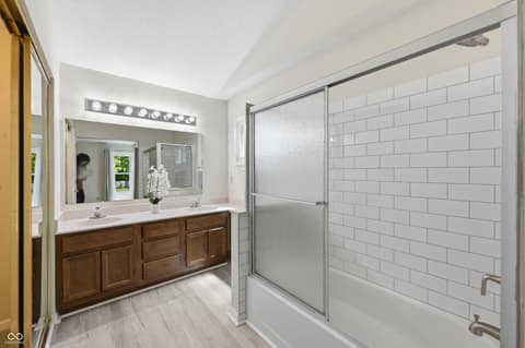 Primary bathroom at 10713 Pimlico Circle, Carmel, IN
