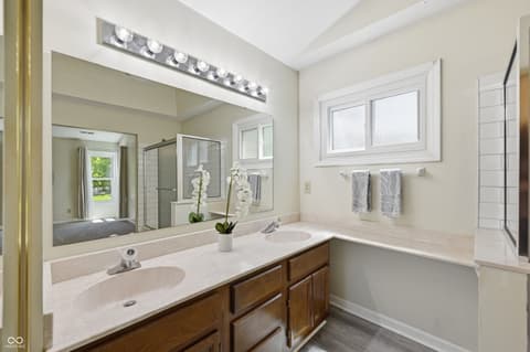 Primary bathroom at 10713 Pimlico Circle, Carmel, IN