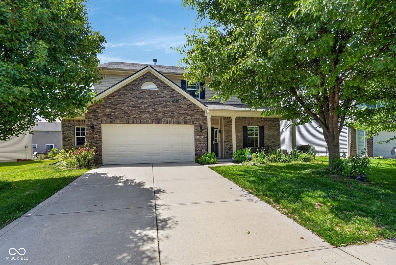 Front exterior at 13976 Palodura, Fishers, IN