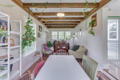 Photo of 825 E Southport Road, Indianapolis, IN