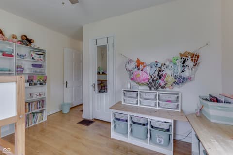 Photo of 825 E Southport Road, Indianapolis, IN