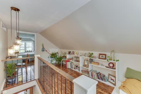 Photo of 825 E Southport Road, Indianapolis, IN