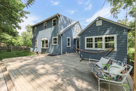 Photo of 825 E Southport Road, Indianapolis, IN