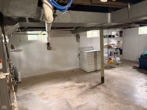 Photo of 825 E Southport Road, Indianapolis, IN