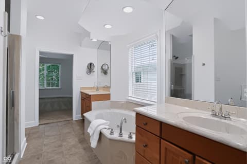 Photo of 4534 Summersong Road, Zionsville, IN
