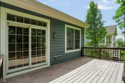 Photo of 4534 Summersong Road, Zionsville, IN