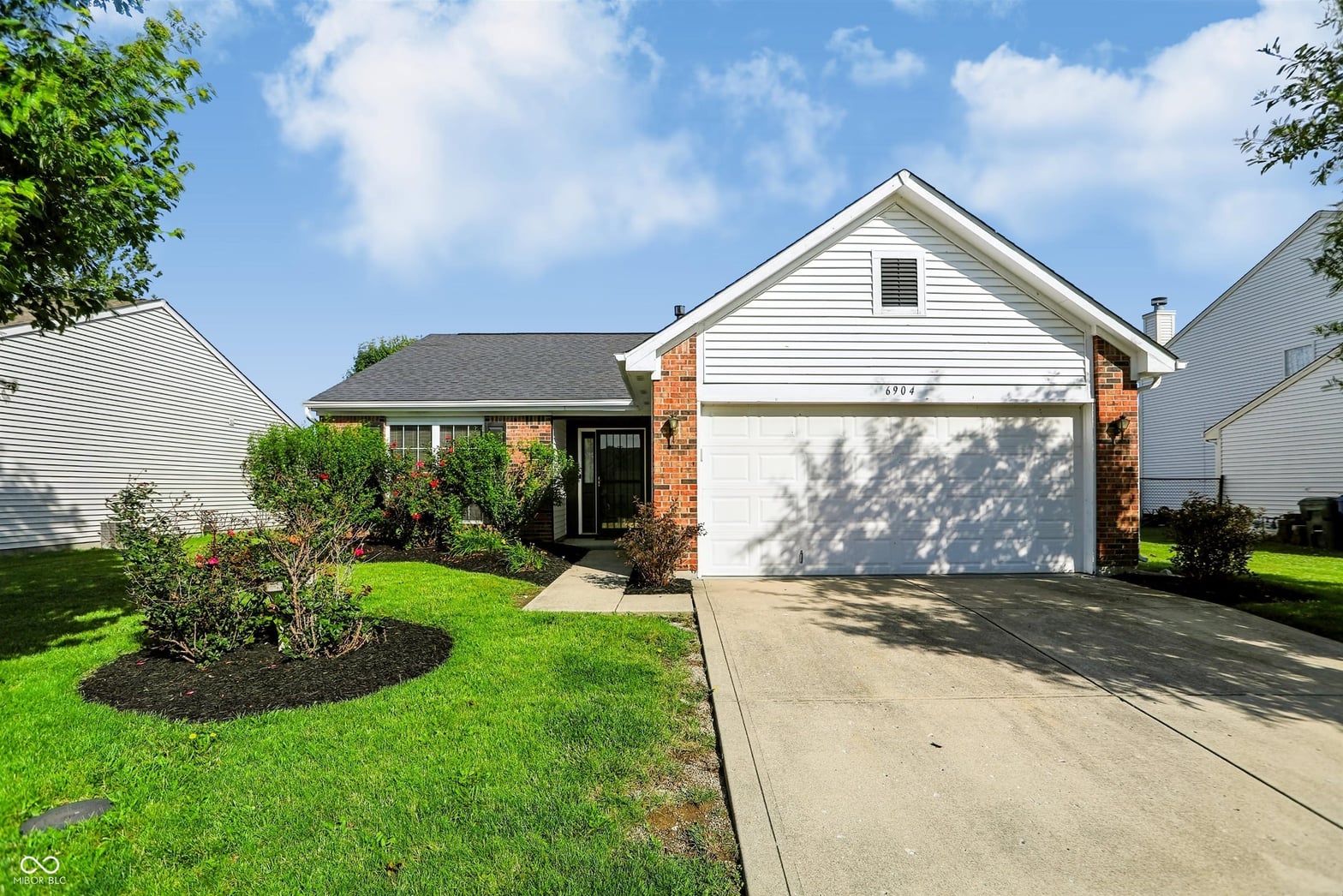 Photo of 6904 N Laredo Drive, McCordsville, IN