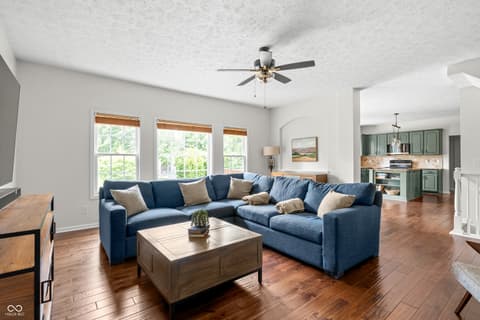 Photo of 8753 Lily Court, Zionsville, IN