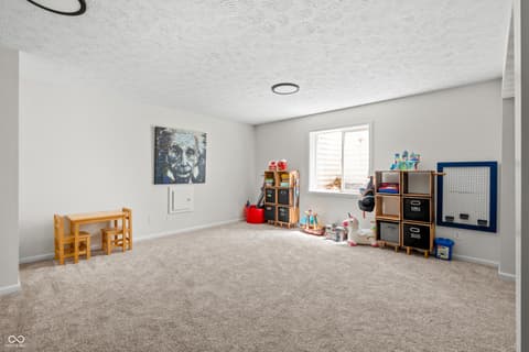 Photo of 8753 Lily Court, Zionsville, IN