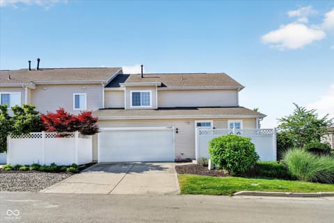 Front exterior at 13486 E 131st Street, Fishers, IN