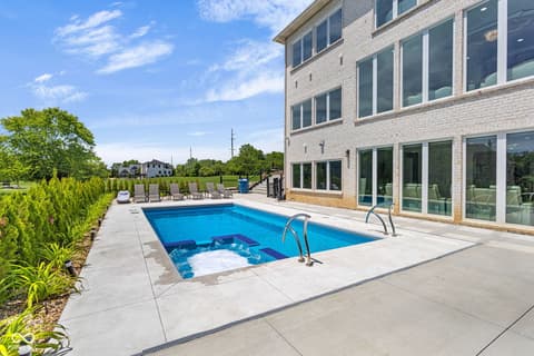 Pool at 3687 W 121st, Zionsville, IN