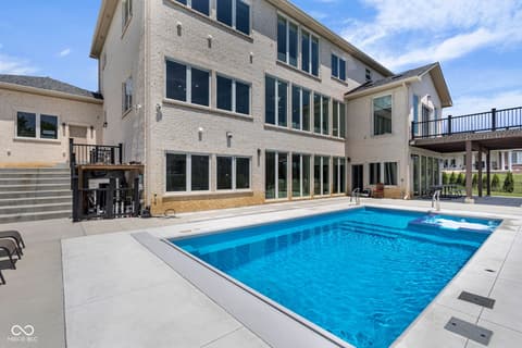 Pool at 3687 W 121st, Zionsville, IN