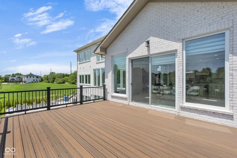 Outdoor living area at 3687 W 121st, Zionsville, IN