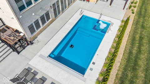 Pool at 3687 W 121st, Zionsville, IN