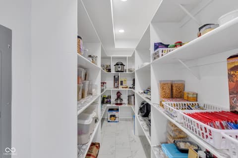Pantry — 3687 W 121st, Zionsville, IN
